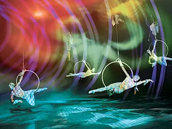 Biglietti per Cirque du Soleil O a Las Vegas - Acrobati