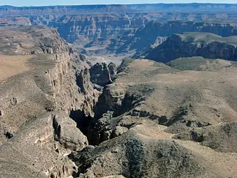 Il Grand Canyon visto dall'elicottero