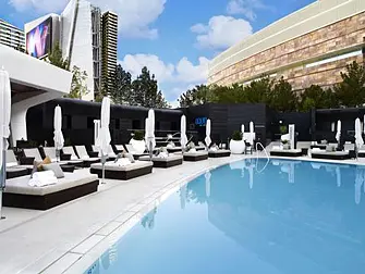 LIQUID Pool Lounge dell’ARIA a Las Vegas